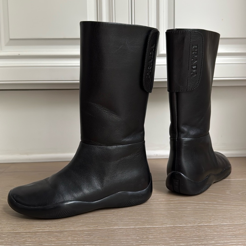 Prada girls boots, black, size 32